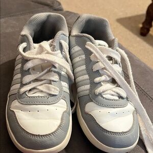 K Swiss size 1 boys Stylish Kids' White and Gray Sneakers